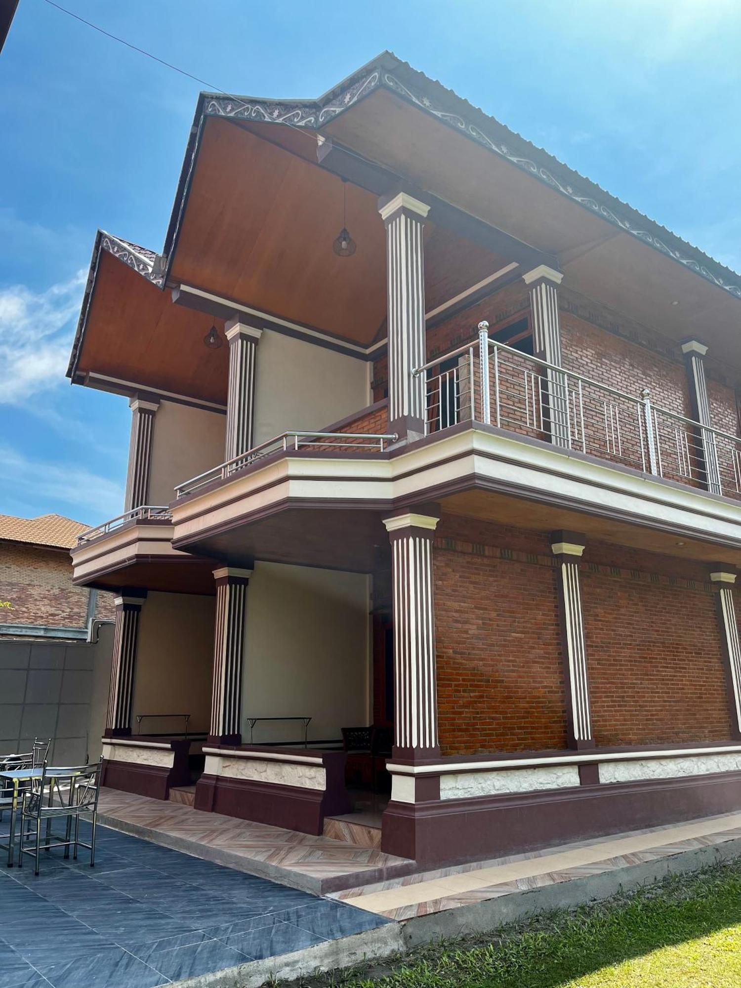 Gokhon Guest House Tuk Tuk Exterior photo